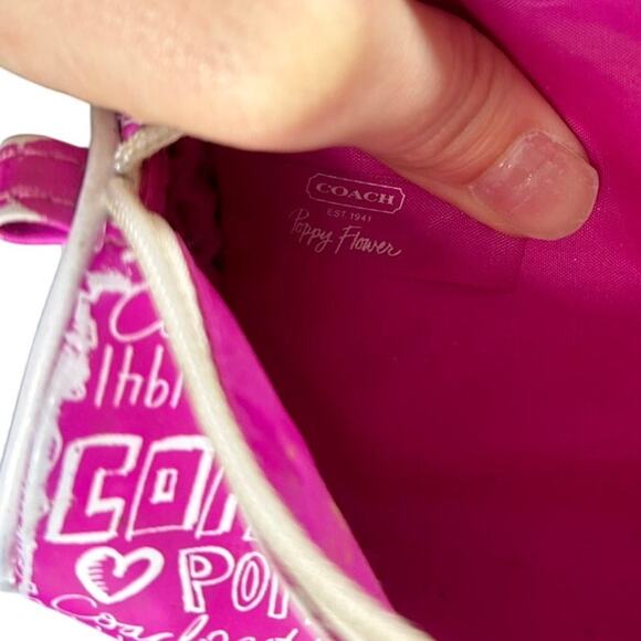 Y2K- Coach Poppy- pink- white- charms- zipper bag- makeup brushes pencil holder - Picture 3 of 9